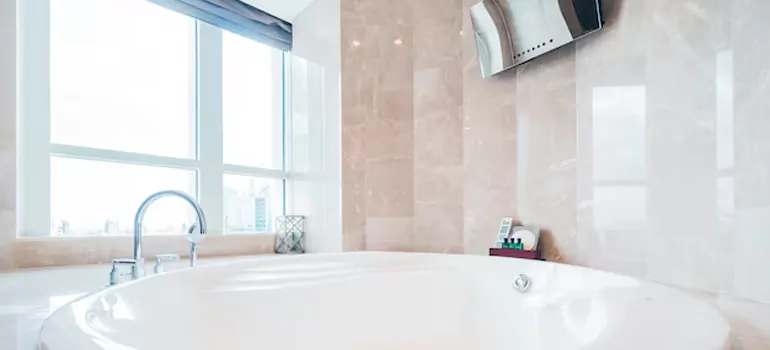 Bathroom Window Coverings in Miami Lakes, FL