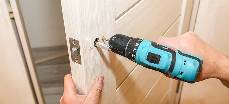 Old Door Knob Repair in Miami Lakes, FL
