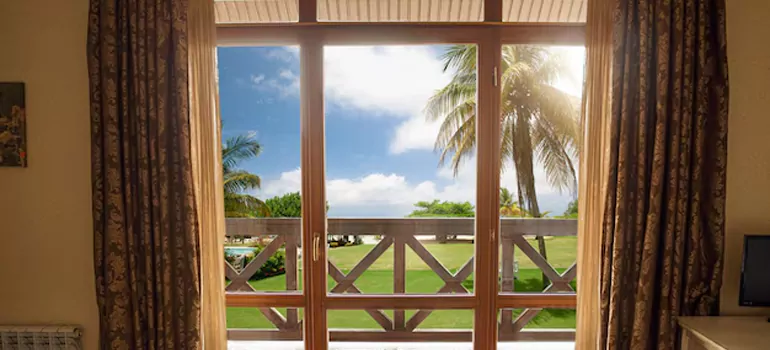 Residential Garden Window Enclosure Repair in Miami Lakes, FL